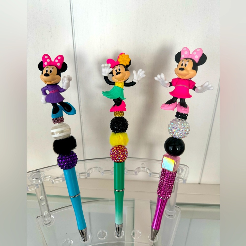 Beaded pen